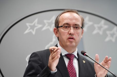Hoti: Ekonomia po i kthehet normalitetit, qarkullimi i bizneseve është rritur dukshëm