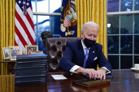 Biden shfuqizon disa nga politikat e ish-presidentit Trump