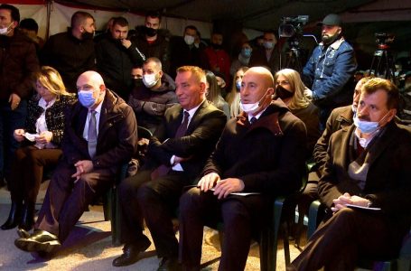 Në Novosellë të Ulët Haradinaj prezenton kandidatët për deputetë