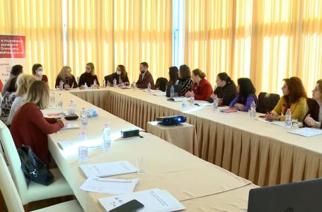 Projekti “Rritja e mundësive të punësimit të grave dhe të riatdhesuarve”