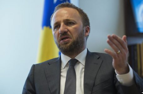 Tahiri: Qeveritë Kurti dhe Hoti kanë degraduar rendin dhe ligjin