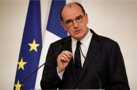 COVID-19, Franca mbyll kufijtë me vendet jashtë BE-së