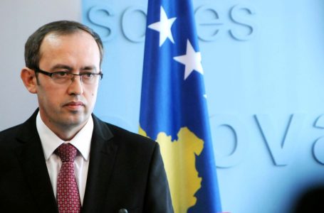 ​Hoti: Gastronomia, hoteleria dhe transporti i udhëtarëve, më të prekur nga masat kundër pandemisë Covid-19