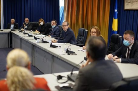 ​Selimi: Përkrahje pa rezervë për punëtorët e Shërbimit Korrektues dhe ata të Judikaturës së Kosovës