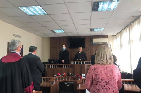Gjykata shpall fajtorë ish- kryetarin e komunës së Gjakovës, Pal Lekaj dhe të tjerët