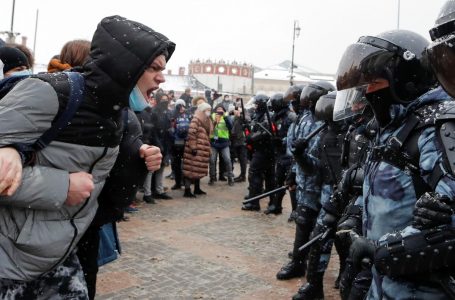 ​Rasti Navalny, mijëra persona bashkohen në protesta në të gjithë Rusinë