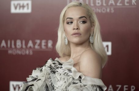 Rita Ora, mysafire e Jimmy Fallon më 2 mars