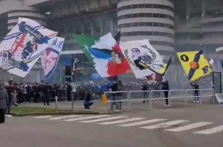 Ultrasit e Interit i kundërpërgjigjen milanistëve, kjo është atmosfera jashtë “San Siros” (VIDEO)