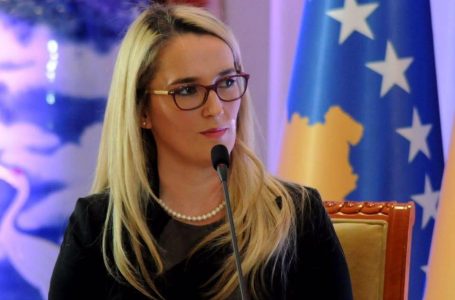 Arbana Xharra: “Kreu i Serbisë me vetëdije të plotë provokoi për ta sinjalizuar Amerikën”