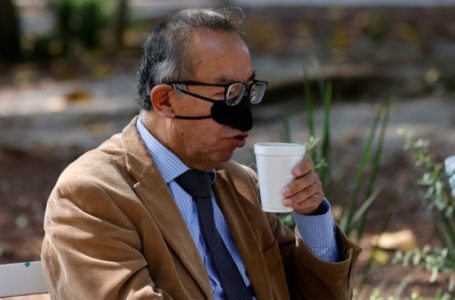 Prezantohet maska e re anti-COVID në Meksikë, mbulon vetëm hundën – shumë janë skeptik për efektivitetin e saj