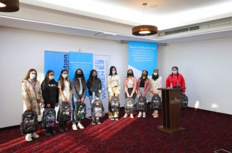 ​Përmbyllet projekti “Rikthimi në Normalen e Re”, dhurohen 190 laptopë për komunitetin RAE