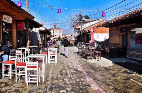 Kategorizimi i ri i komunave, Gjakova ende në të kuqen