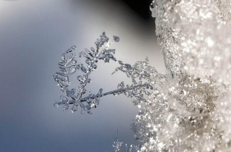 Pesë mijë fotografi dhe as dy kristale identike bore (FOTO)