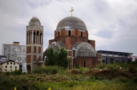 Me kërkesë të UP-së, shtyhet seanca gjyqësore për kontekstin pronësor të Kishës Ortodokse
