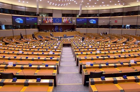 ​PE me shumicë votash mbështet liberalizimin e vizave për Kosovën