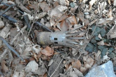 Gjenden bomba dore dhe predha të pashpërthyera në disa qytete në Kosovë