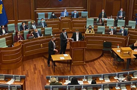 81 deputetë marrin pjesë në votimin për president, Osmani nuk merr vota të mjaftueshme
