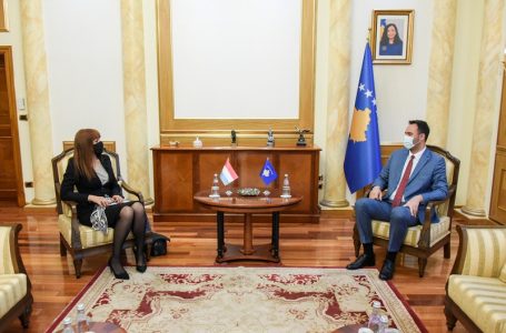 Konjufca takohet me ambasadoren Gomes, flasin për ardhjen e investitorëve të Luksemburgut në Kosovë