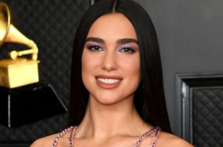 Apple ndihmon njerëzit me vështirësi në të folur përmes këngëve të Dua Lipës