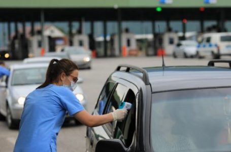 Rreth 30 mijë kosovarë kaluan vikendin në Shqipëri, paralajmërohet rritje e rasteve me COVID