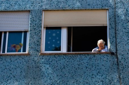 Përfitimet e vaksinave rriten me moshën dhe shkallën e infeksionit, thotë EMA