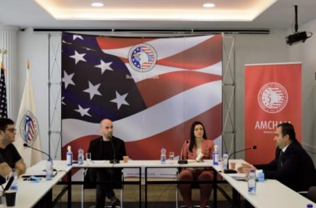 Institucionet shëndetësore publike dhe private duhet të bashkëpunojnë në digjitalizimin e kujdesit shëndetësor
