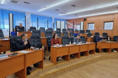 Diskutohet lokacioni për shtatoren e Adem Jasharit