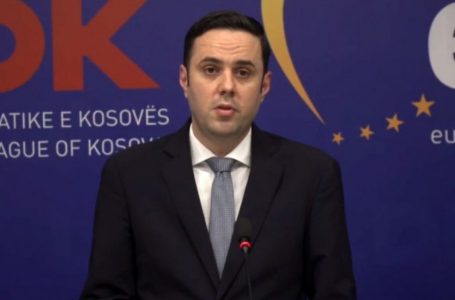 ​Abdixhiku: Dështimi në sigurimin e vaksinave nuk guxon të zëvendësohet me kërcënim ndaj mediave