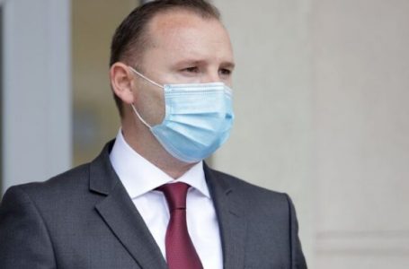 Zemaj: Për pak ditë dolën mashtrimet e Kurtit