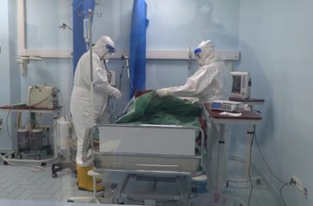 Vdes një 49 vjeçar nga Covid-19, në Kosovë