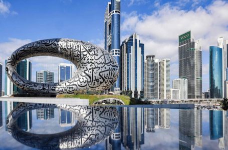 Dubai përgatit “flotën” e taksive robotë