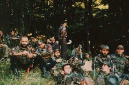 Dokumentet e mjekut Haxhi Kamberi: Serbia përdori helme luftarake kundër UÇK’së në Koshare