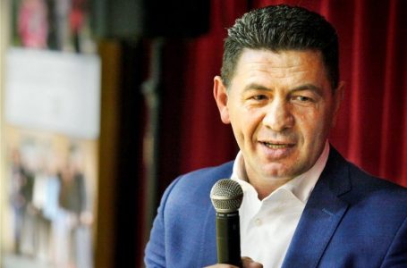 Luan Krasniqi uron Presidenten Osmani: Jeni fryma dhe trashëgimia e të madhit Ibrahim Rugova