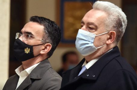 Kryeministri i Malit të Zi propozon shkarkimin e ministrit Leposaviq, pas deklaratës së tij për gjenocidin në Srebrenicë