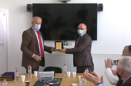 Nderohet personeli mjekësor në Gjakovë për luftën ndaj pandemisë