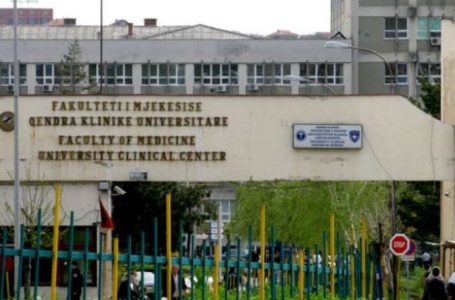 912 persona të hospitalizuar për COVID-19, 736 prej tyre në oksigjeno-terapi