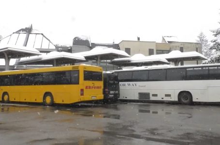 Qarkullimi i autobusëve është i rregullt