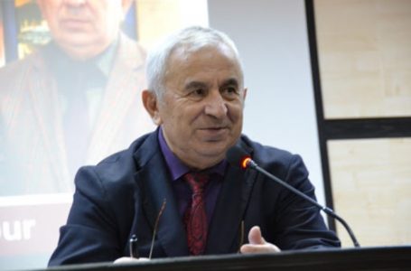Krijohet Shoqata e Përkthyesve Shqiptarë, Rexhep Hida në krye të saj