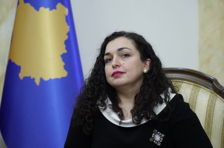 Osmani kujton masakrën e Rezallës: Liria ka kuptim kur përgjegjësit të vihen para drejtësisë