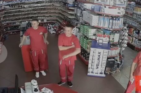 Babai i Agonis Tetajt i shkruan letër Albulena Haxhiut, ka disa pyetje për të