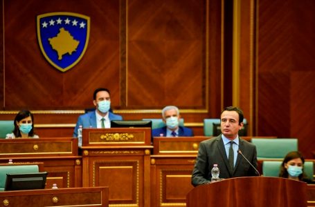Zëdhënësi i AAK-së: Albin Kurti bëri pazare me Listën Serbe
