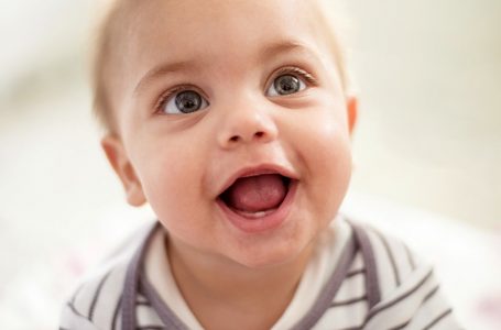 Si mund t’i kuptoni ndjenjat dhe emocionet e bebeve?