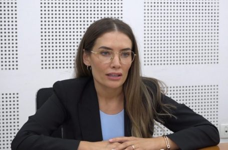 Flet deputetja e PDK-së, tregon nëse ka aderuar në VV