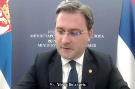 Ministri i Serbisë shfrytëzon deklaratën e zyrtarit të VV-së për ta sulmuar Kosovën