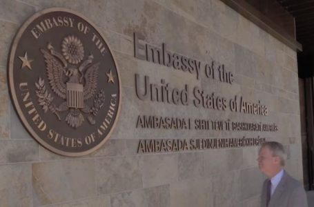 Ambasada e SHBA-së: Dhuna në familje është KRIM. Mos e duroni, raportoni
