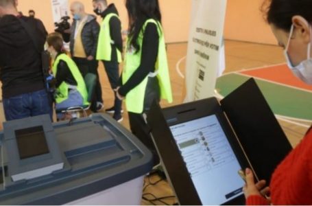 Sulmohet aplikacioni i KQZ-së në Shqipëri që tregon të dhënat e pjesëmarrjes në zgjedhje