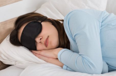 Si të fleni më shpejt dhe të keni një gjumë të rehatshëm!