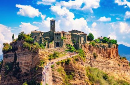 “Qyteti që po vdes”, qyteza në veri të Romës kërkon mbrojtje nga UNESCO
