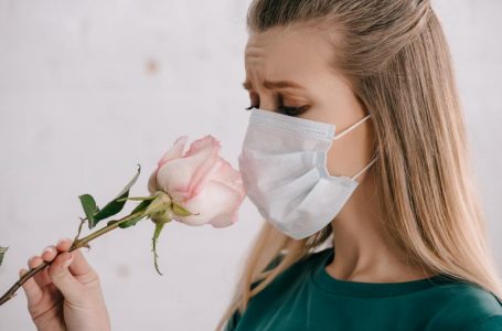 Humbja e shijes dhe nuhatjes nga covid-19 mund të zgjasë deri në 5 muaj