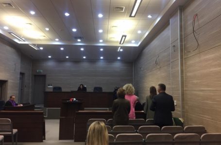 Filloi seanca ndaj të akuzuarve për hedhje të gazit lotsjellës në Kuvend